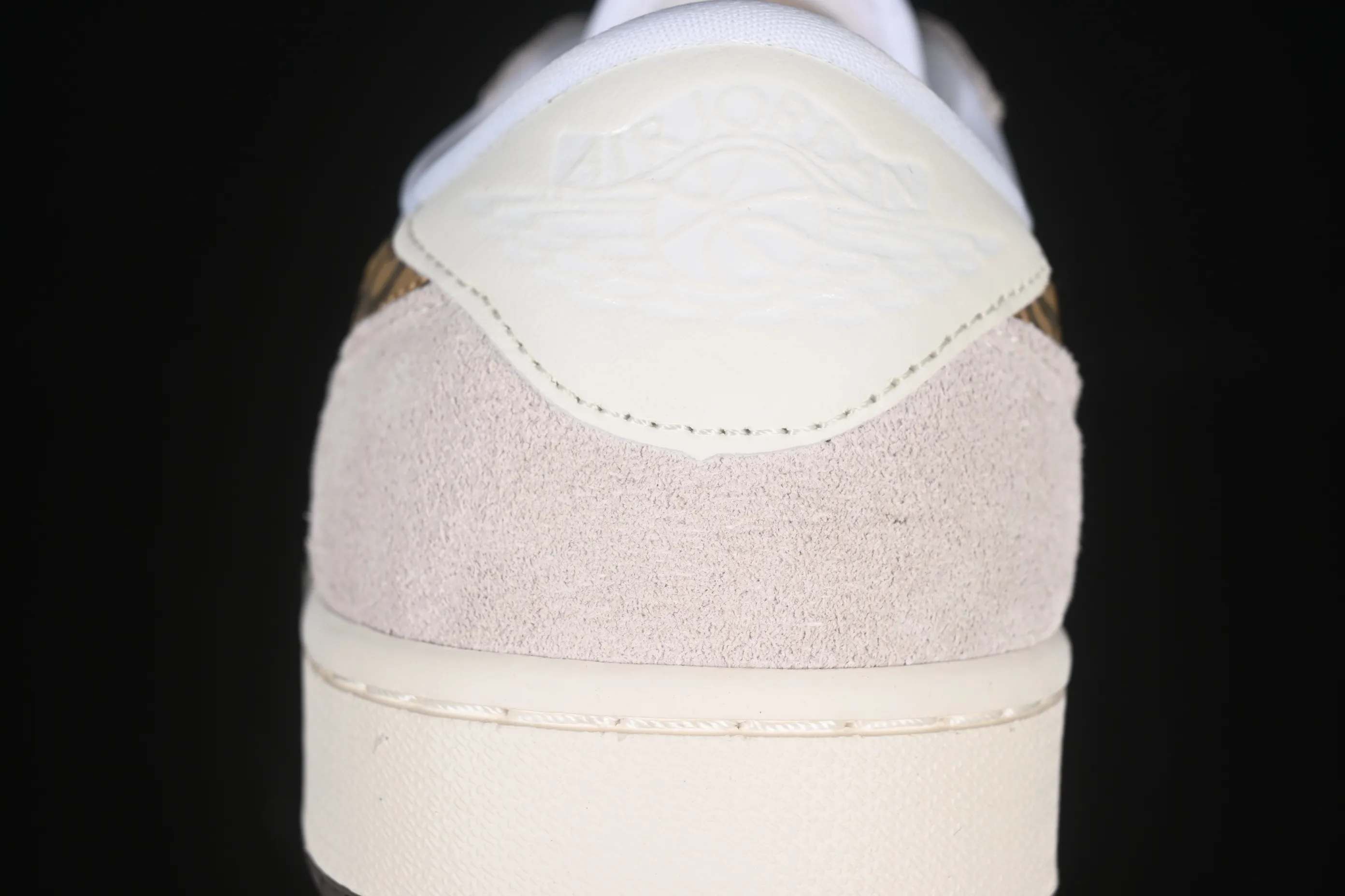All categories Air Jordan Jordan series basketball shoes Air Jordan 1 Low Air Jordan 1 Low Golf AJ1 Joe 1 new golf version white gray gold color DD9315-116